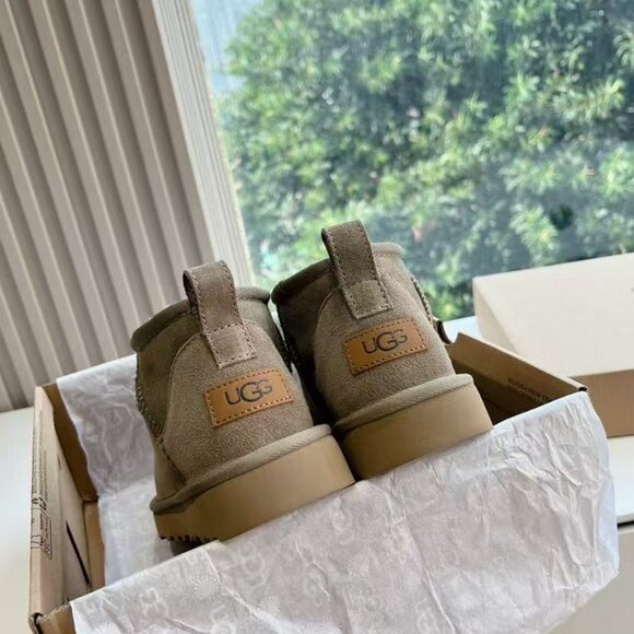 UGG Classic Ultra Mini Boot Antilope - Picture 6 of 6